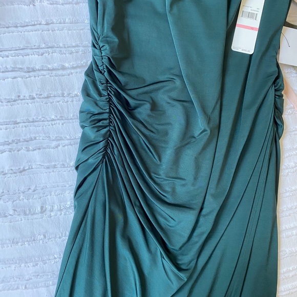 NWT Laundry by Shelli Segal green ruched dress - Picture 8 of 8